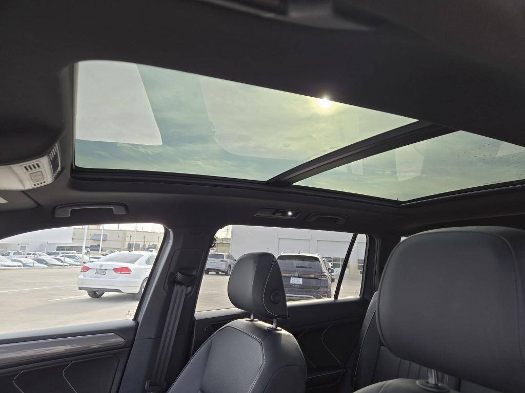 new 2024 Volkswagen Tiguan car, priced at $30,699
