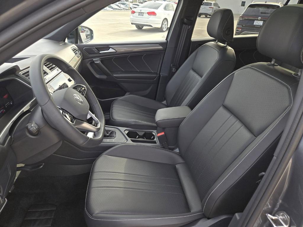 new 2024 Volkswagen Tiguan car, priced at $30,699
