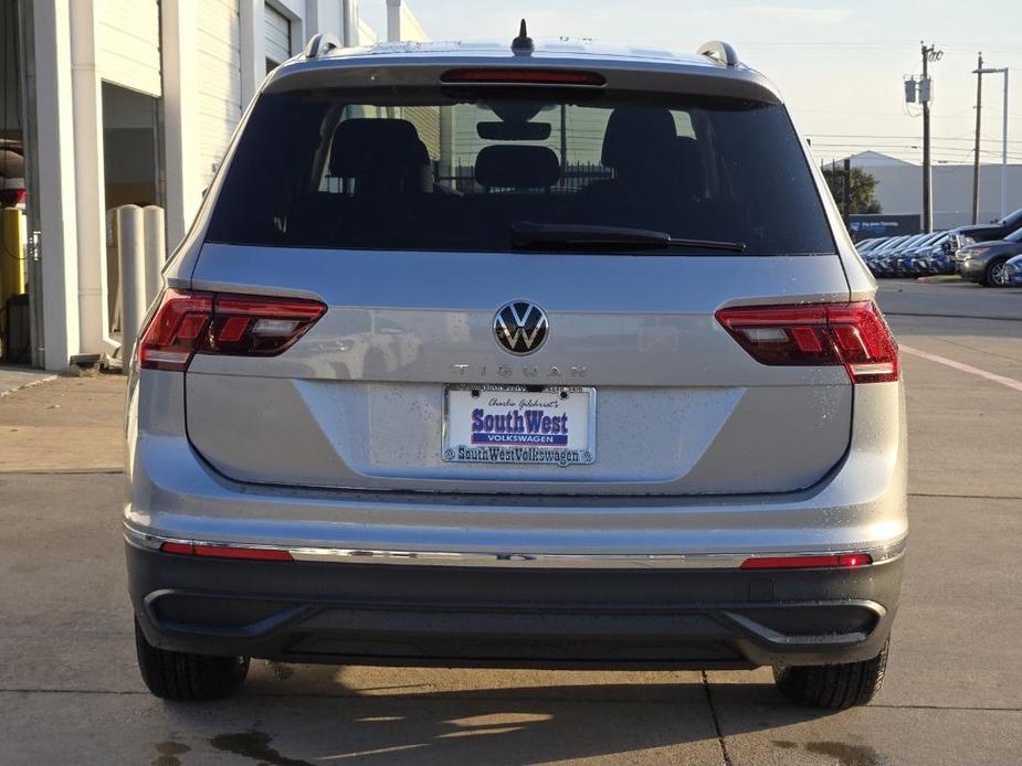 new 2024 Volkswagen Tiguan car, priced at $27,600