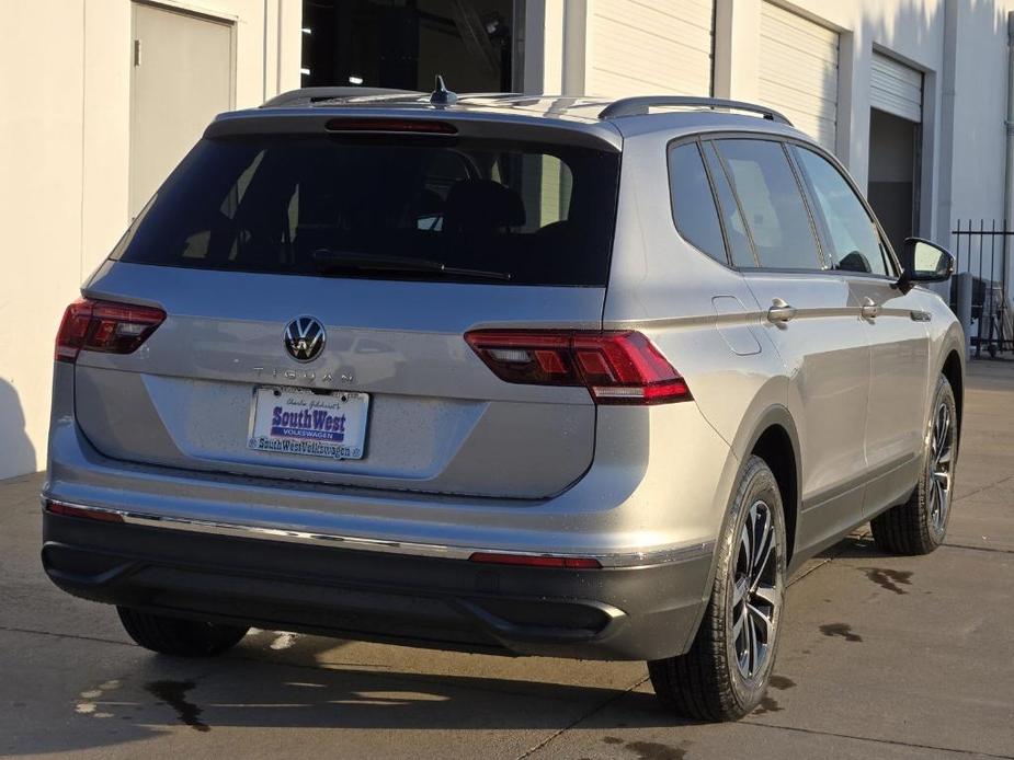 new 2024 Volkswagen Tiguan car, priced at $27,600