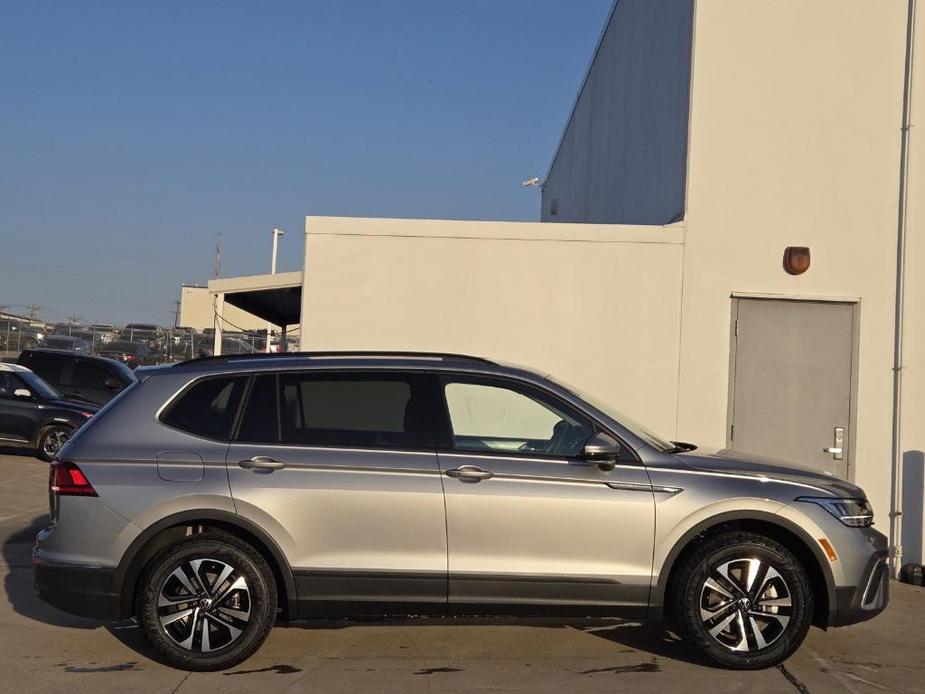 new 2024 Volkswagen Tiguan car, priced at $27,600