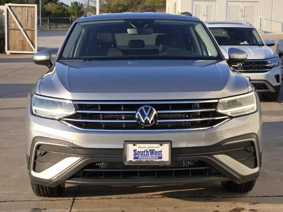 new 2024 Volkswagen Tiguan car, priced at $27,100