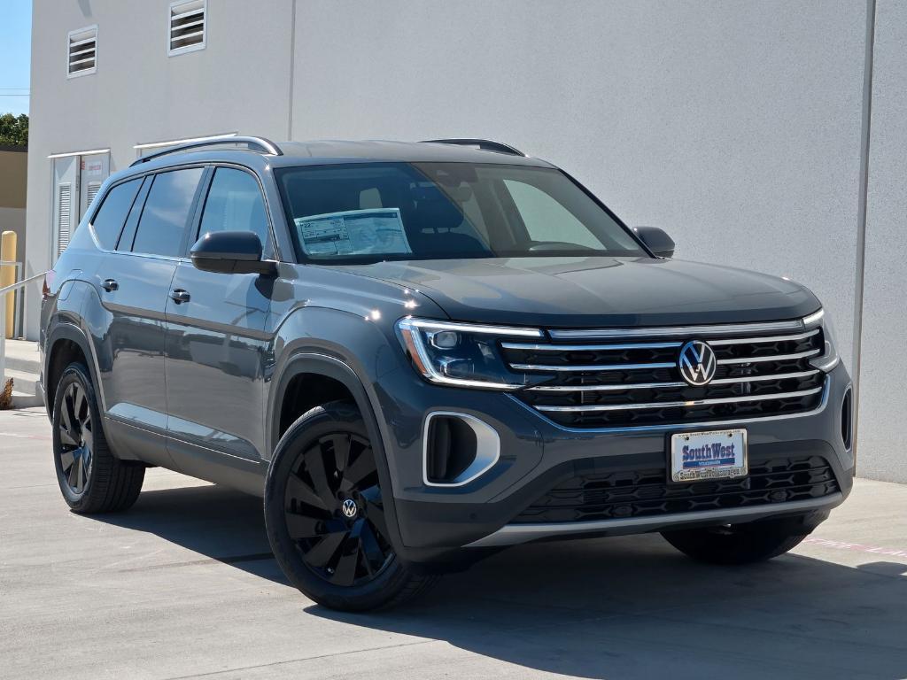 new 2025 Volkswagen Atlas car, priced at $42,131