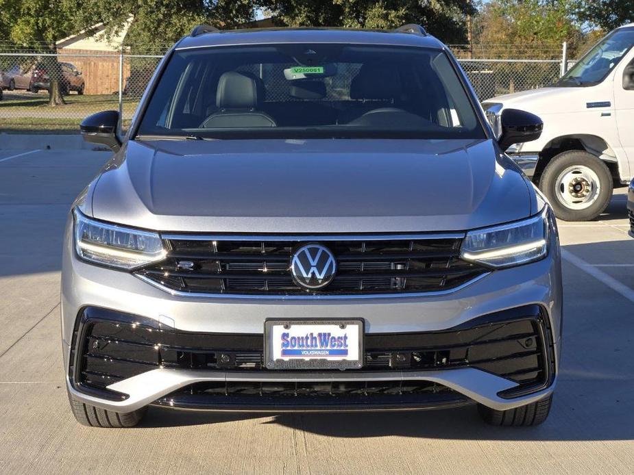 new 2024 Volkswagen Tiguan car, priced at $32,625