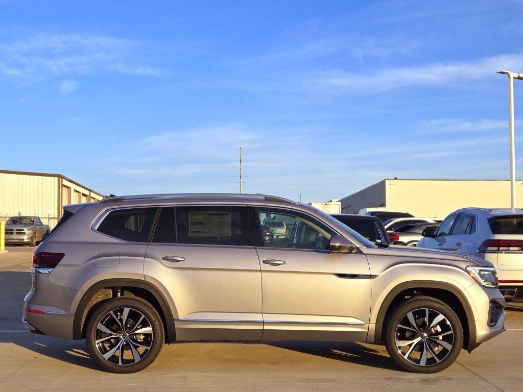 new 2025 Volkswagen Atlas car, priced at $51,897