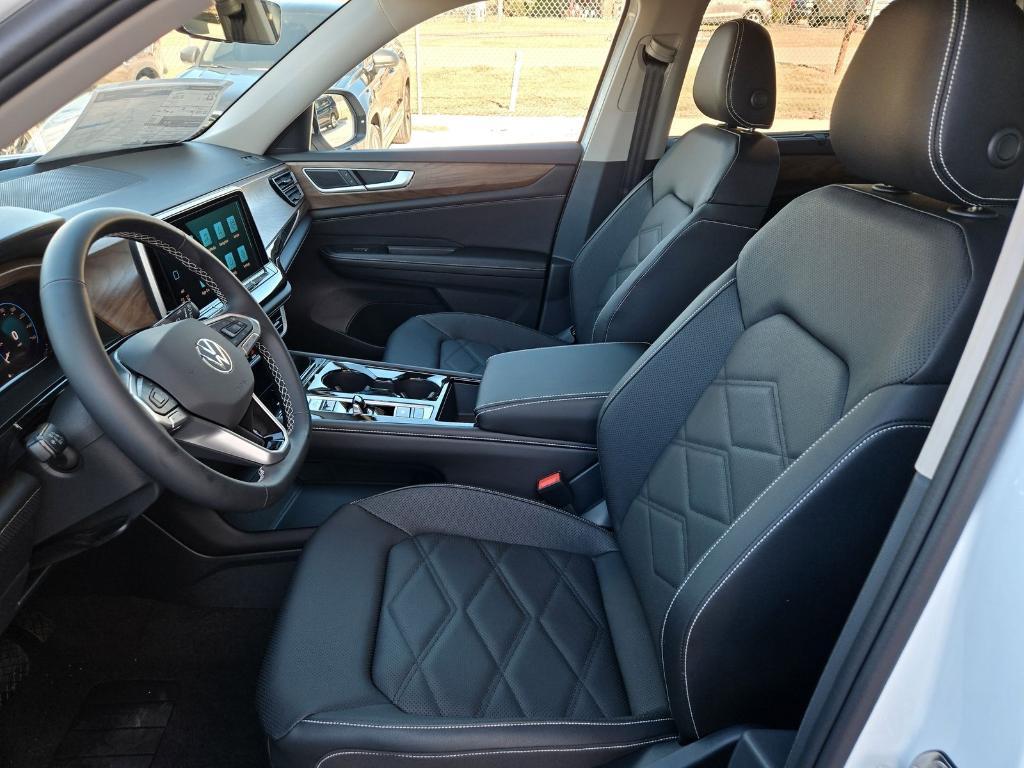 new 2026 Volkswagen Atlas car, priced at $43,767