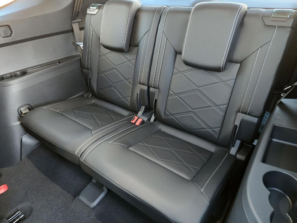 new 2026 Volkswagen Atlas car, priced at $43,767