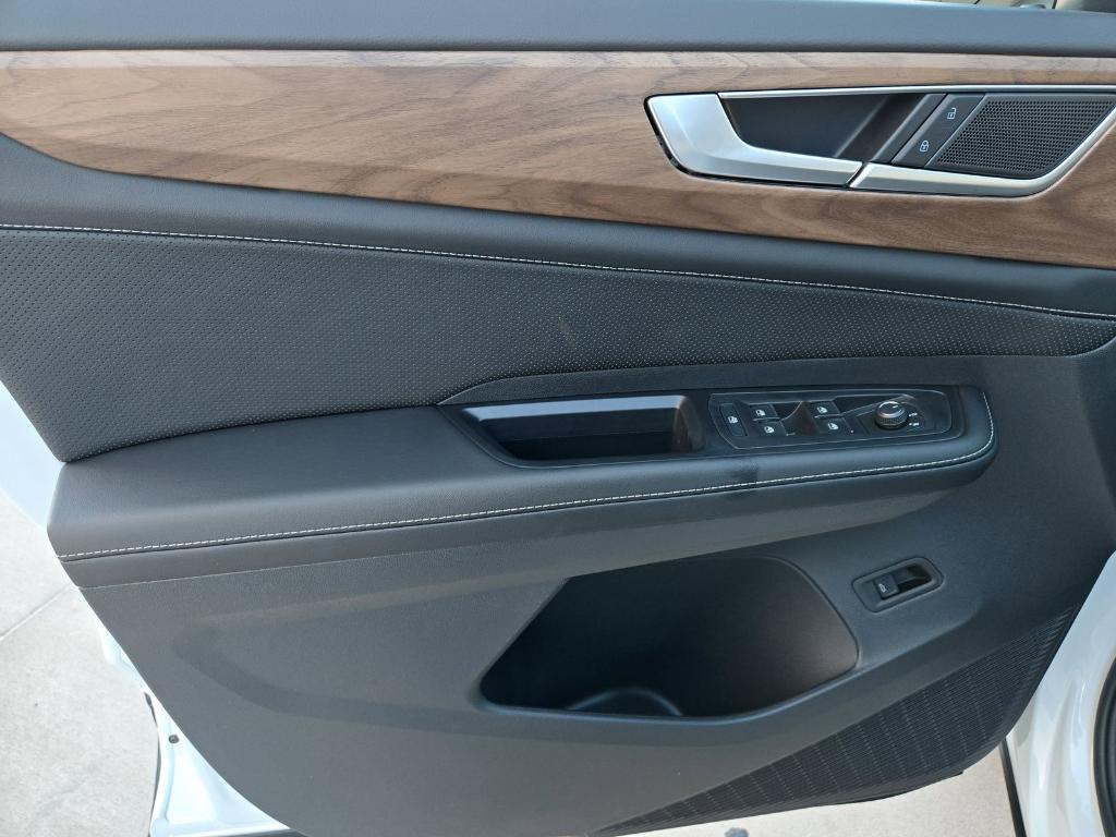 new 2026 Volkswagen Atlas car, priced at $43,767