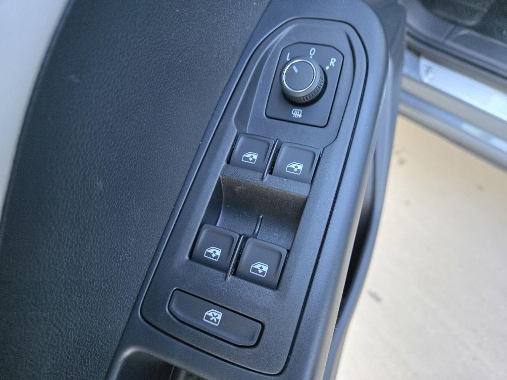 new 2025 Volkswagen Taos car, priced at $34,131