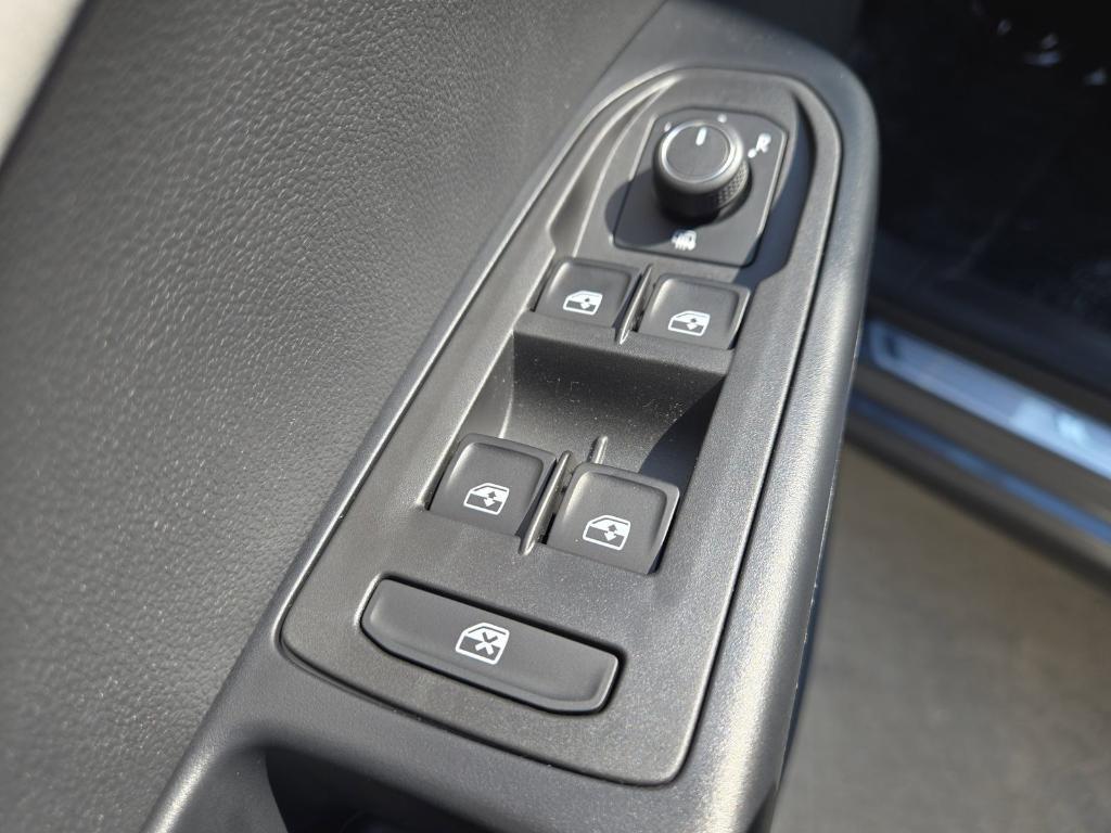 new 2025 Volkswagen Taos car, priced at $26,670