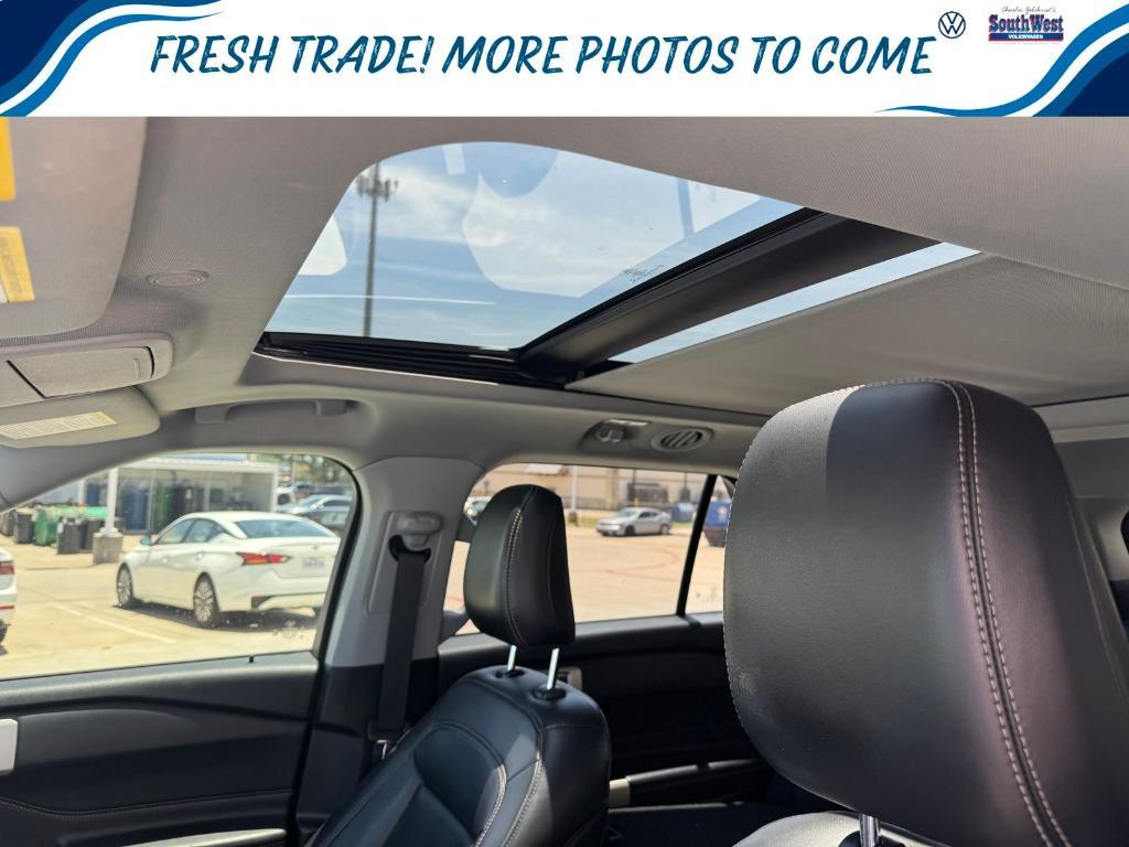 used 2021 Ford Explorer car, priced at $22,149