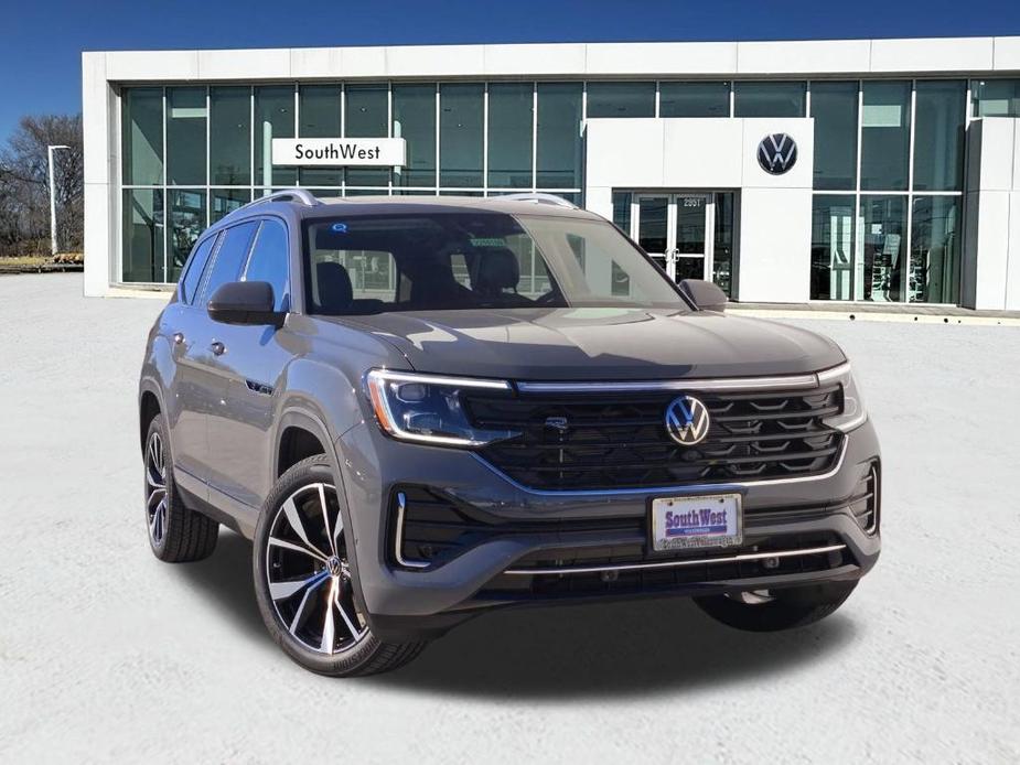 new 2025 Volkswagen Atlas car, priced at $55,432