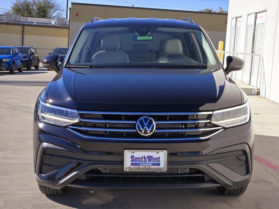 new 2024 Volkswagen Tiguan car, priced at $29,289