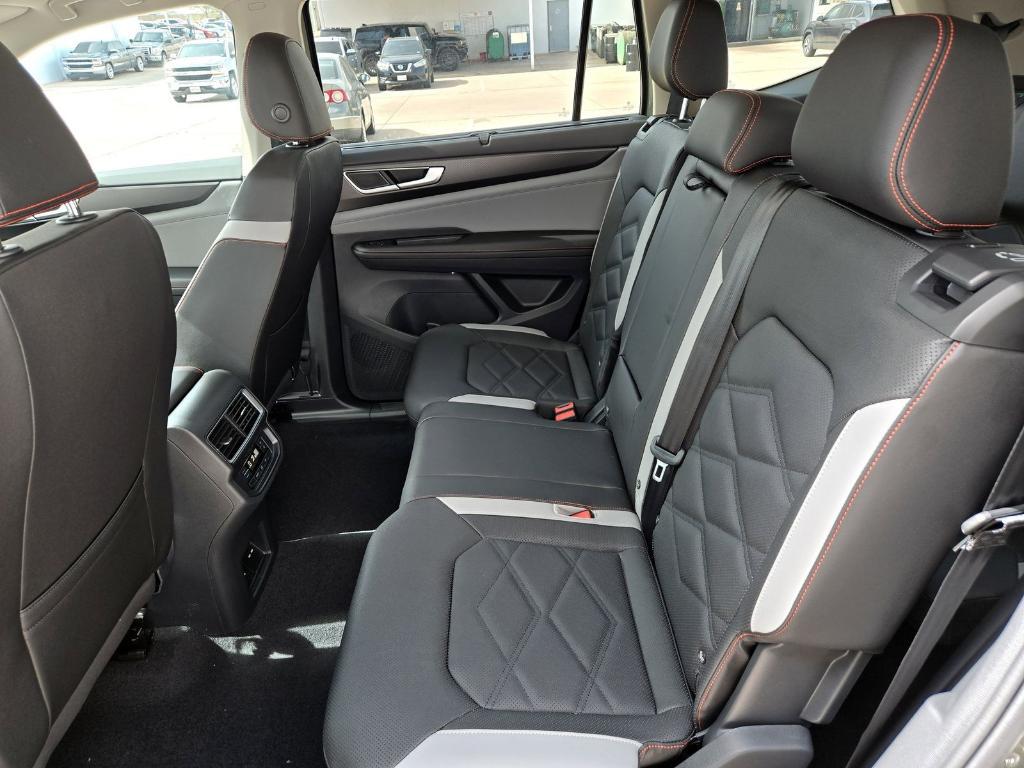 new 2025 Volkswagen Atlas car, priced at $45,251