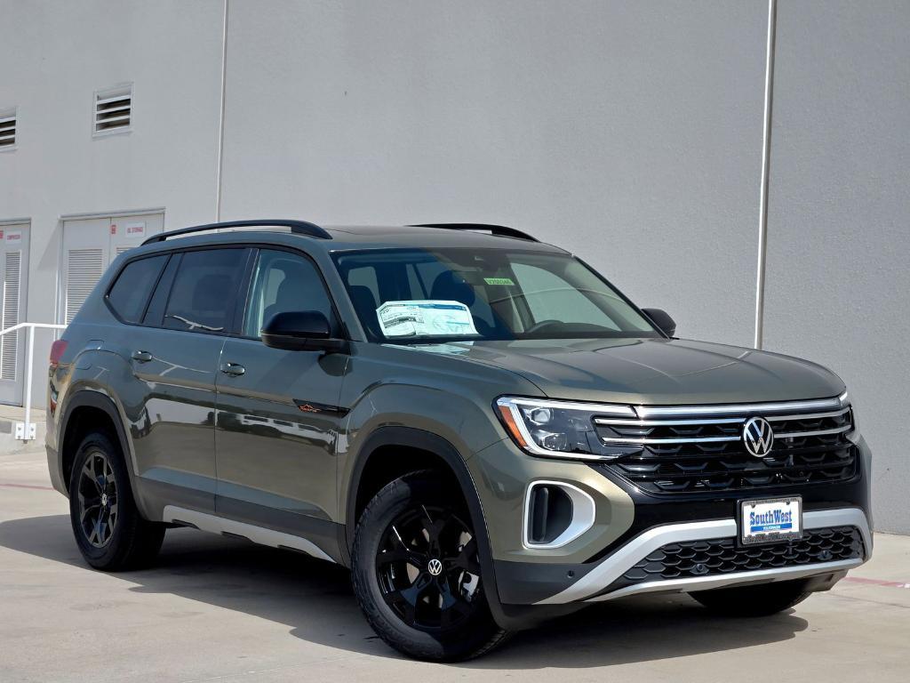 new 2025 Volkswagen Atlas car, priced at $45,251