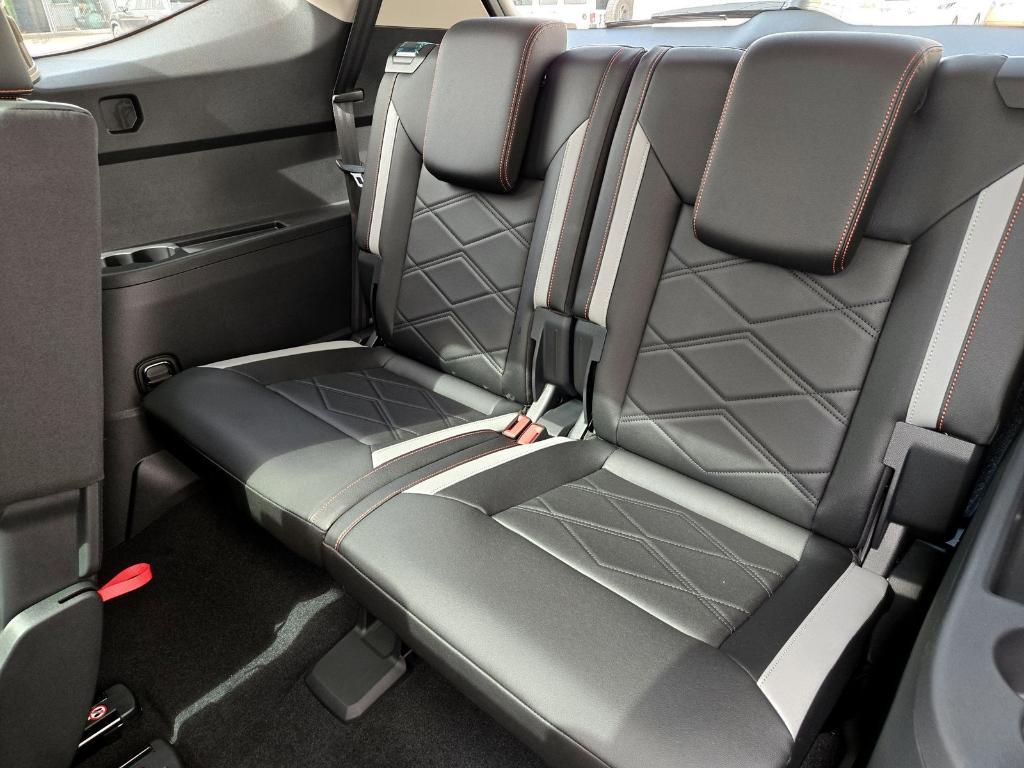 new 2025 Volkswagen Atlas car, priced at $44,463