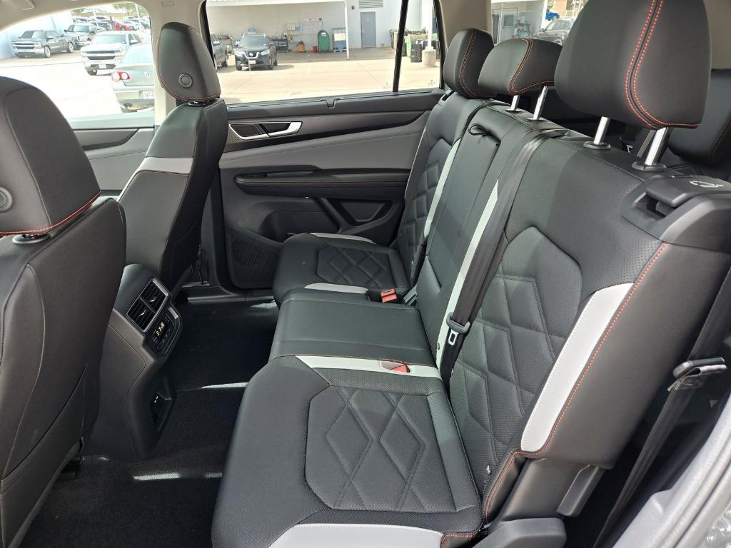 new 2025 Volkswagen Atlas car, priced at $44,463