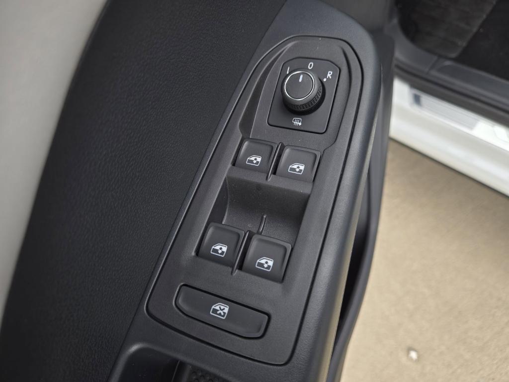 new 2025 Volkswagen Taos car, priced at $29,138