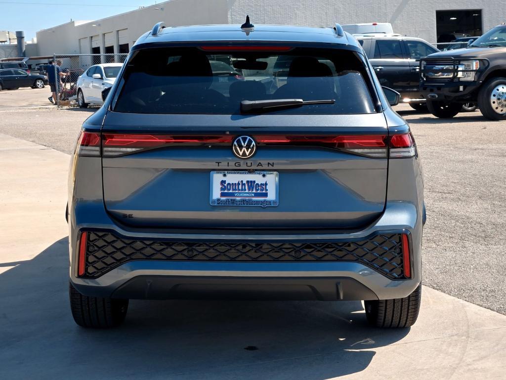 new 2025 Volkswagen Tiguan car, priced at $33,603