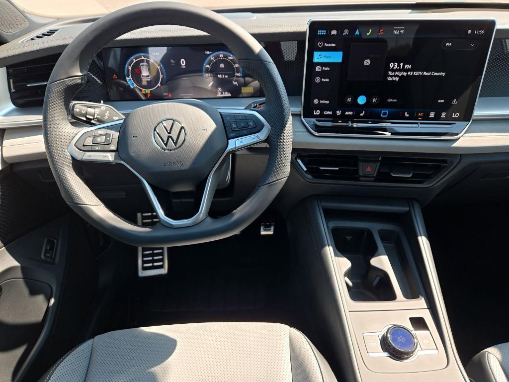 new 2025 Volkswagen Tiguan car, priced at $33,603