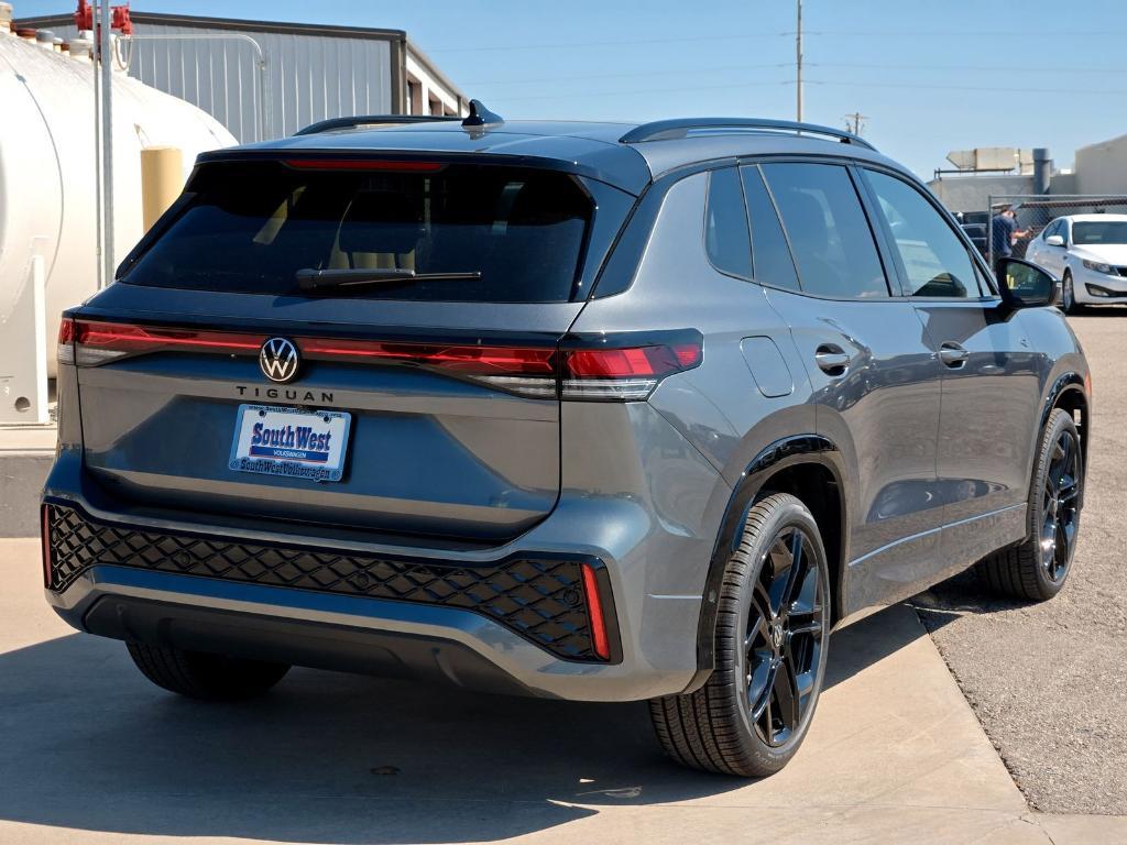 new 2025 Volkswagen Tiguan car, priced at $33,603