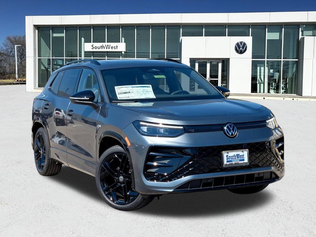 new 2025 Volkswagen Tiguan car, priced at $33,603