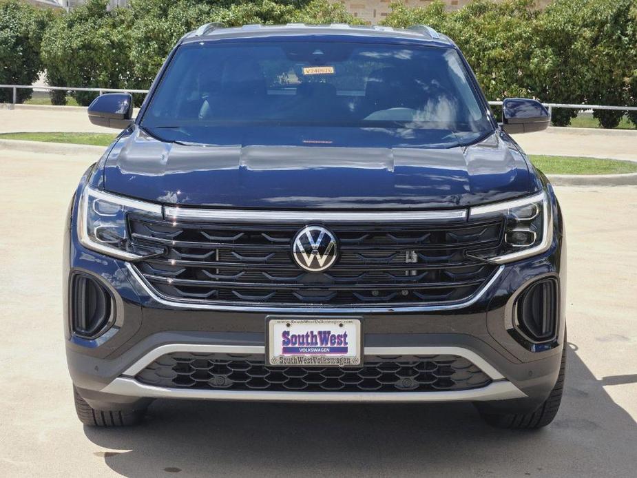 new 2024 Volkswagen Atlas Cross Sport car, priced at $38,213