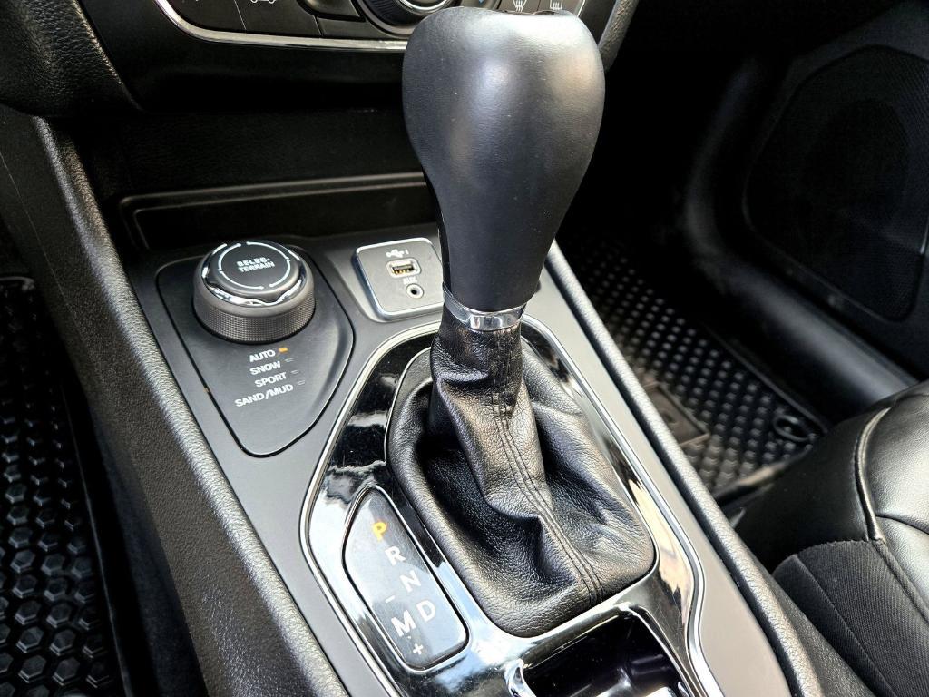 used 2020 Jeep Cherokee car, priced at $14,493