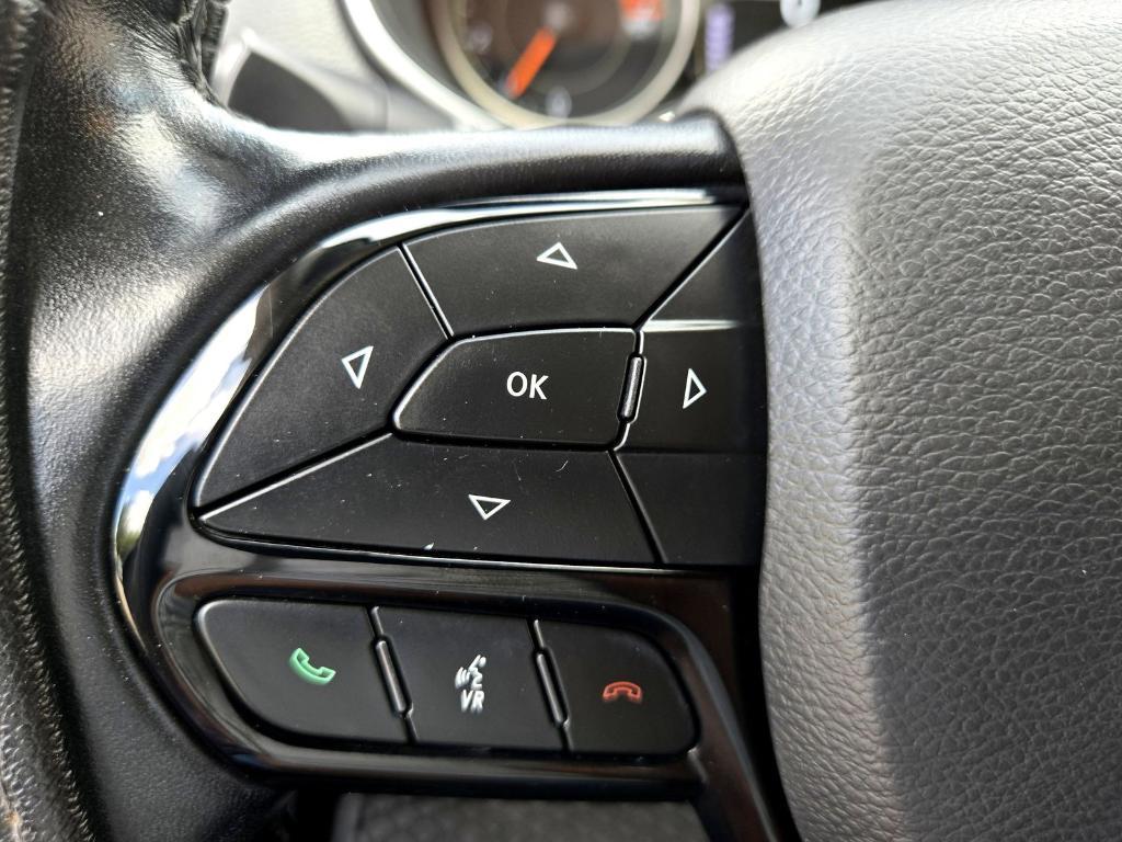 used 2020 Jeep Cherokee car, priced at $14,493