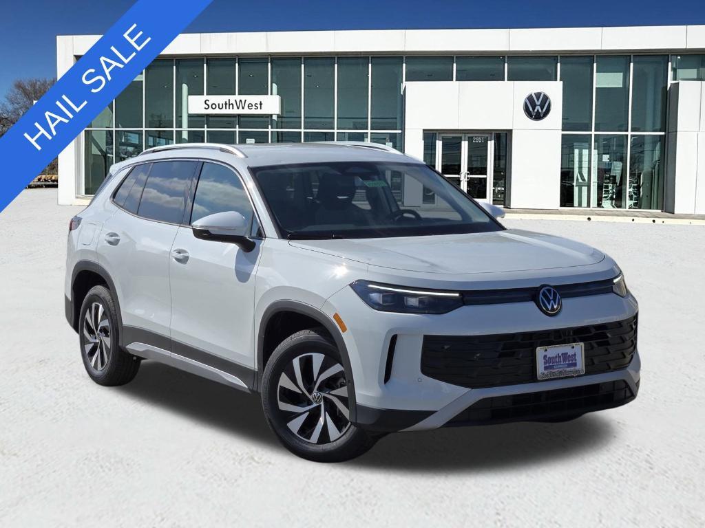 new 2025 Volkswagen Tiguan car, priced at $30,989