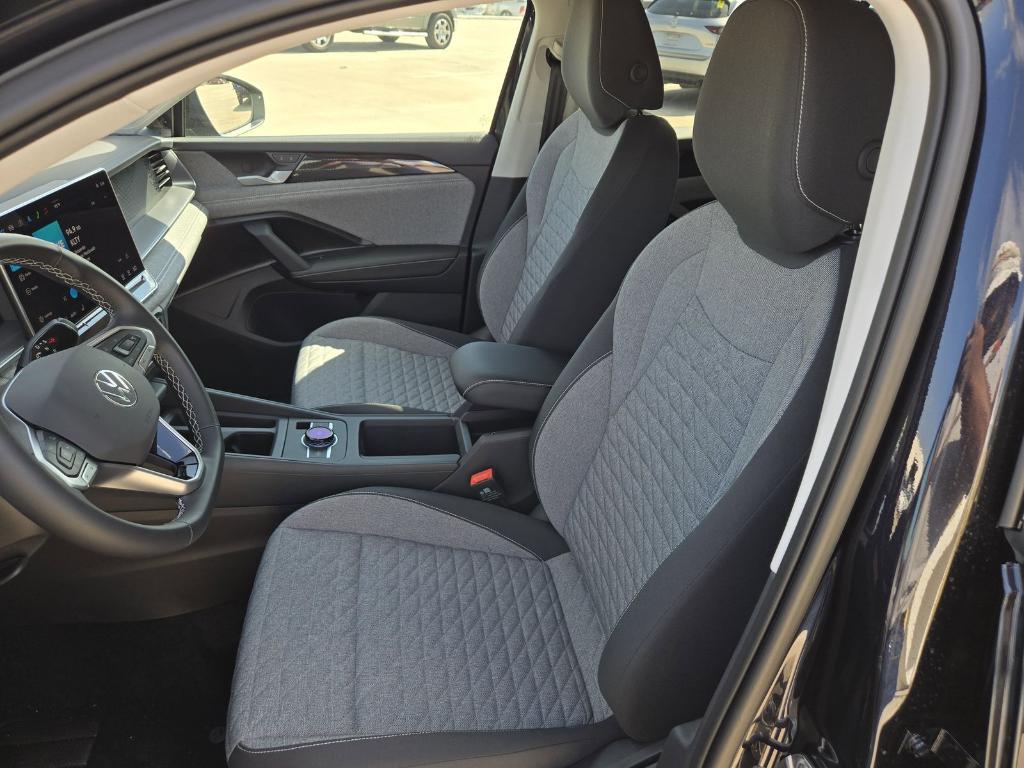 new 2025 Volkswagen Tiguan car, priced at $30,989