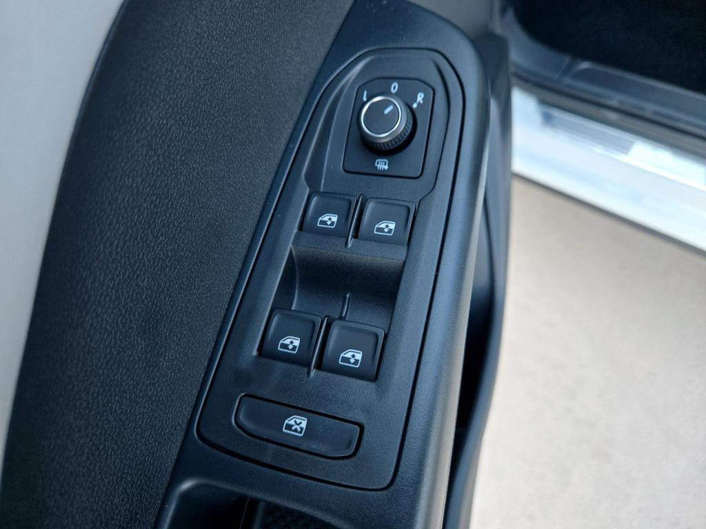 new 2025 Volkswagen Taos car, priced at $30,625