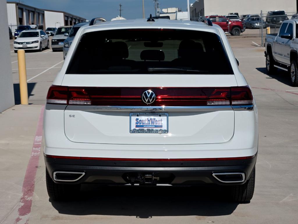 new 2025 Volkswagen Atlas car, priced at $40,044