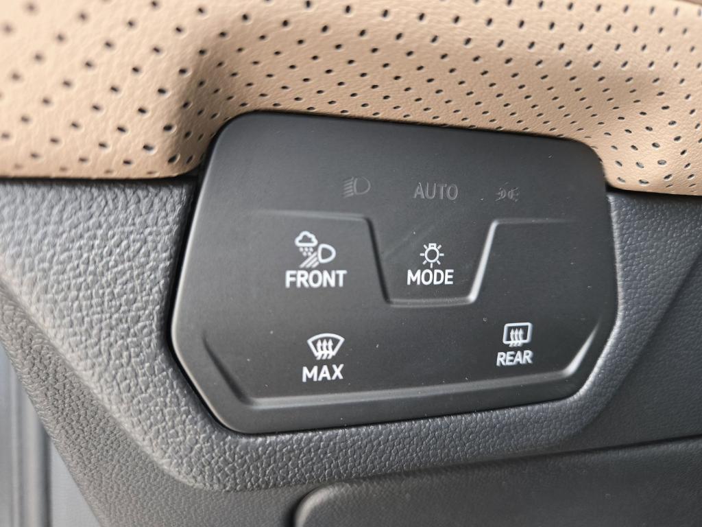 new 2025 Volkswagen Atlas Cross Sport car, priced at $42,725