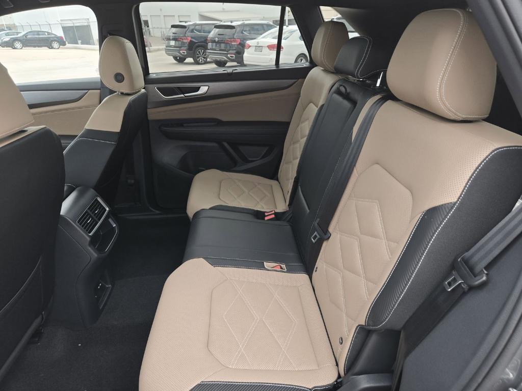 new 2025 Volkswagen Atlas Cross Sport car, priced at $42,725