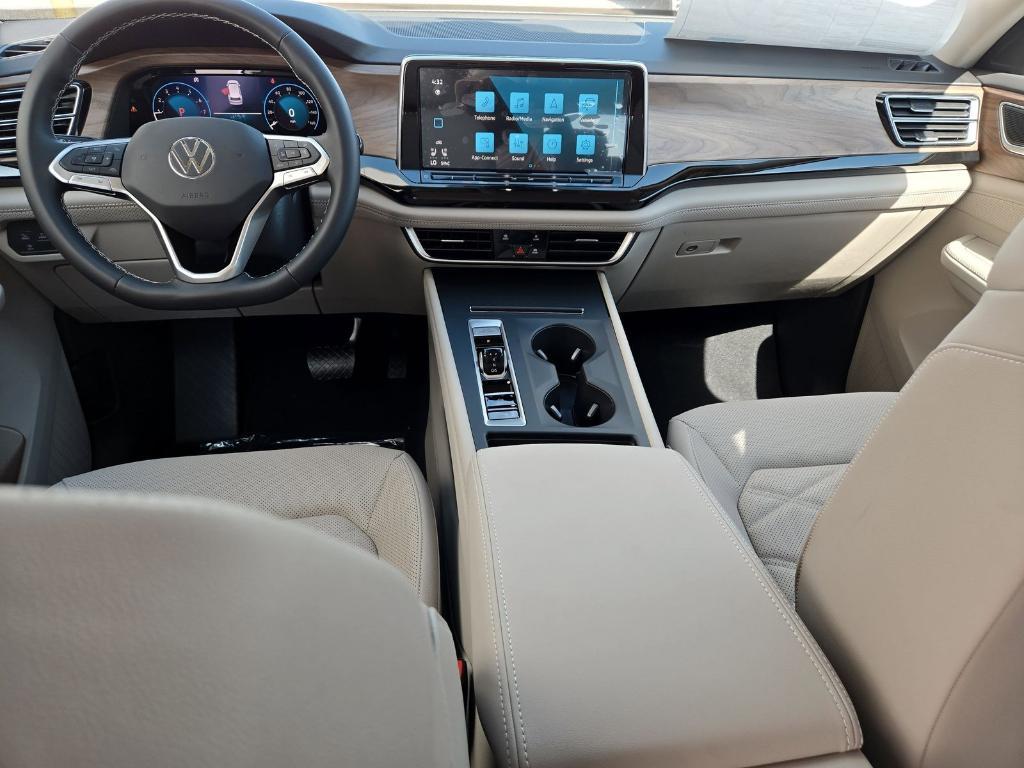new 2025 Volkswagen Atlas car, priced at $35,722