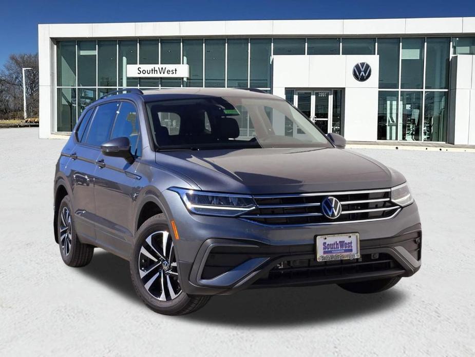 new 2024 Volkswagen Tiguan car, priced at $27,452