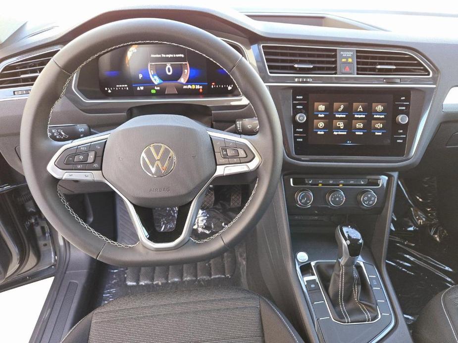 new 2024 Volkswagen Tiguan car, priced at $27,452