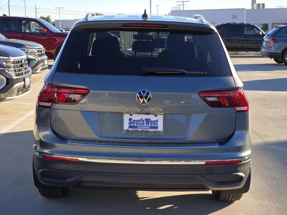 new 2024 Volkswagen Tiguan car, priced at $33,043