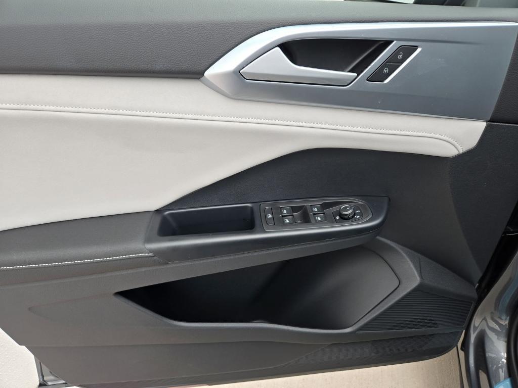 new 2025 Volkswagen Taos car, priced at $31,244