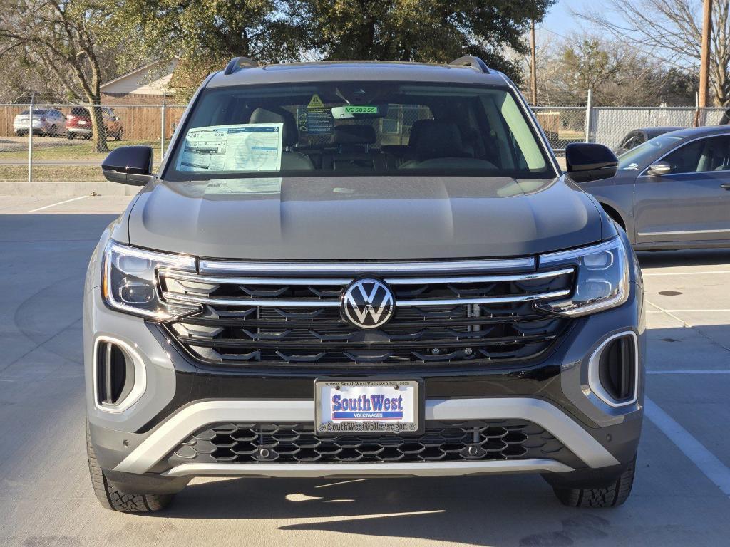 new 2025 Volkswagen Atlas car, priced at $45,810
