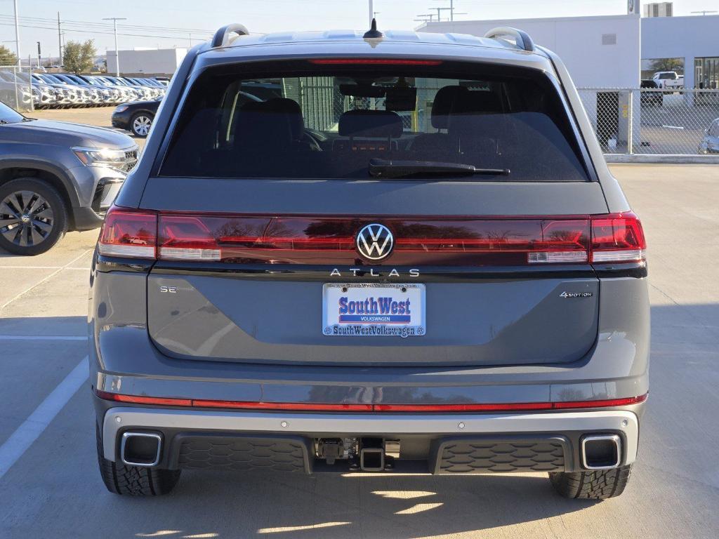 new 2025 Volkswagen Atlas car, priced at $45,810