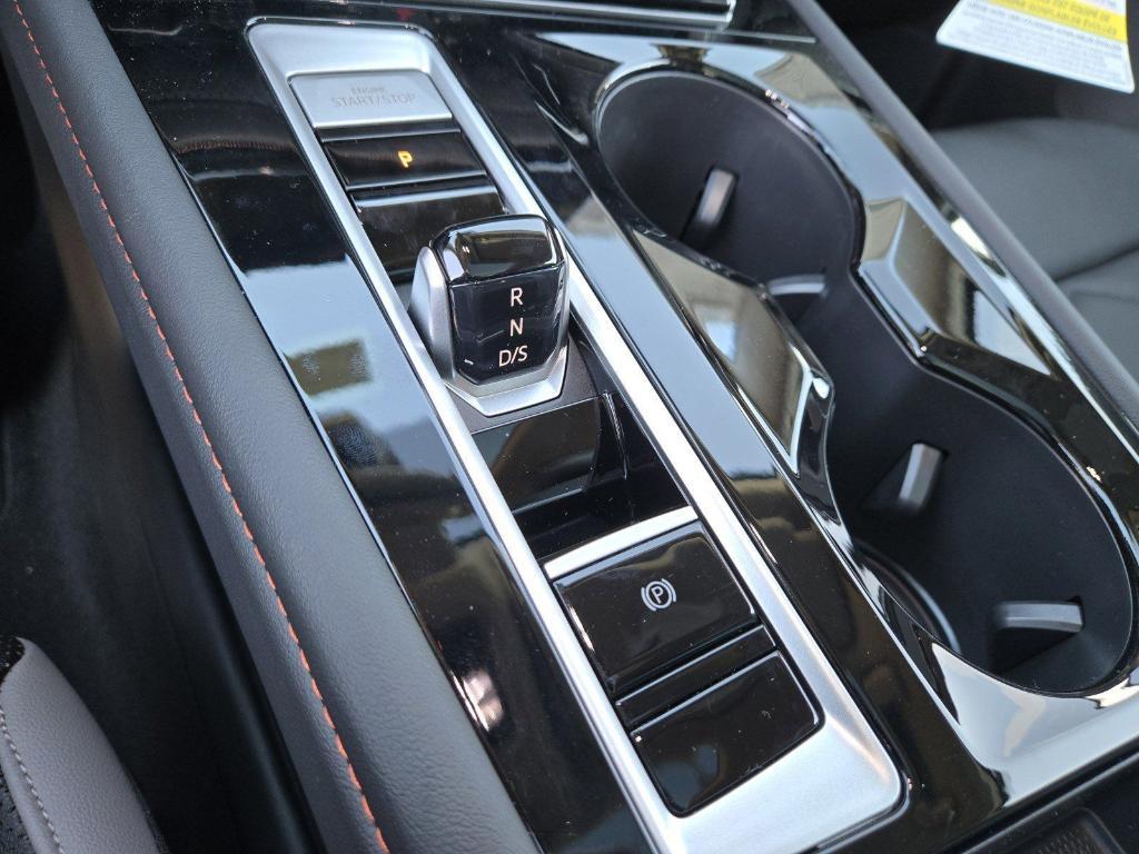 new 2025 Volkswagen Atlas car, priced at $45,810