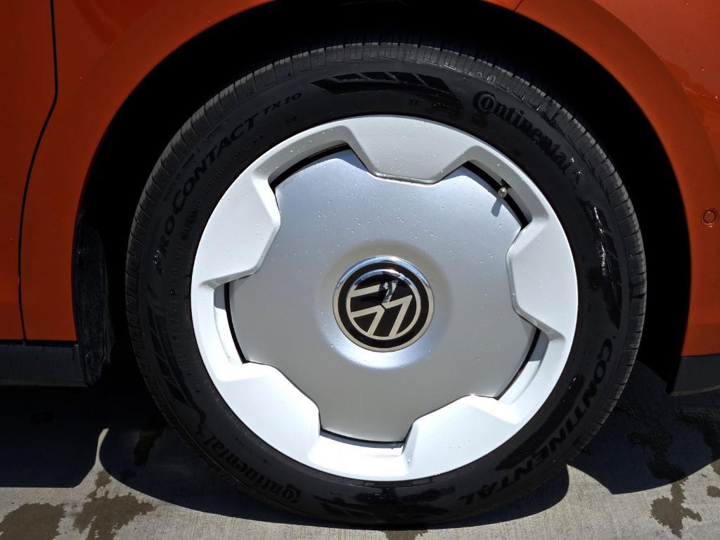 new 2025 Volkswagen ID. Buzz car, priced at $62,877