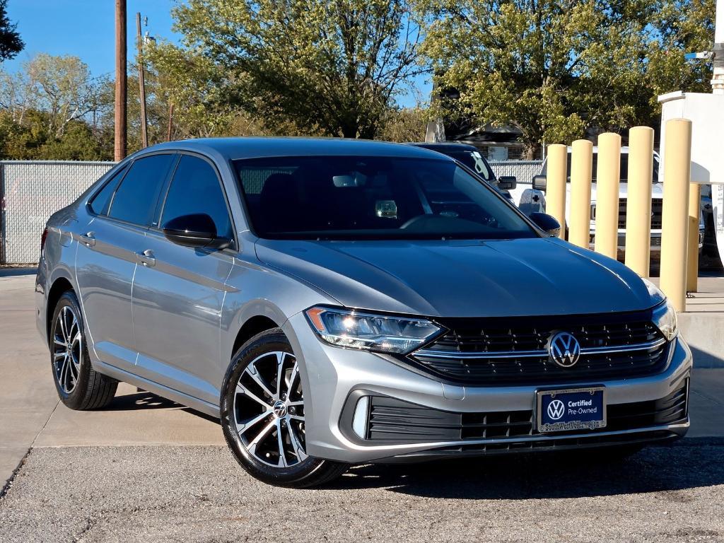 used 2024 Volkswagen Jetta car, priced at $18,265