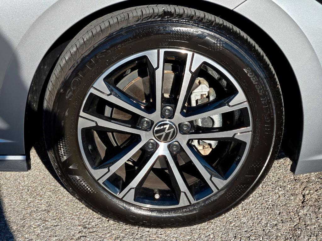 used 2024 Volkswagen Jetta car, priced at $18,265