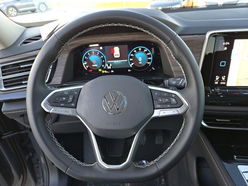 new 2025 Volkswagen Atlas car, priced at $48,076