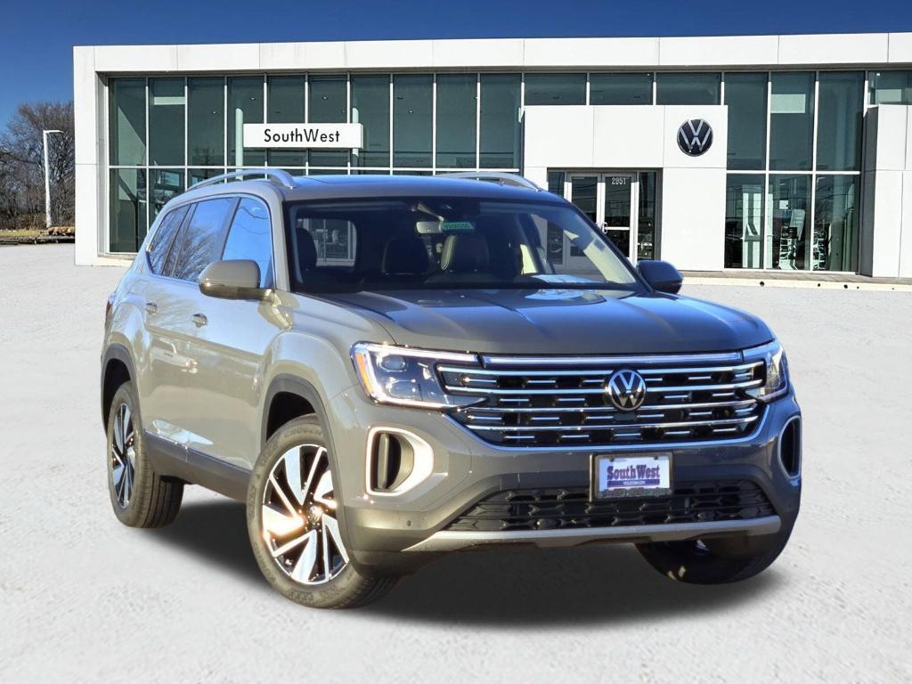 new 2025 Volkswagen Atlas car, priced at $48,076