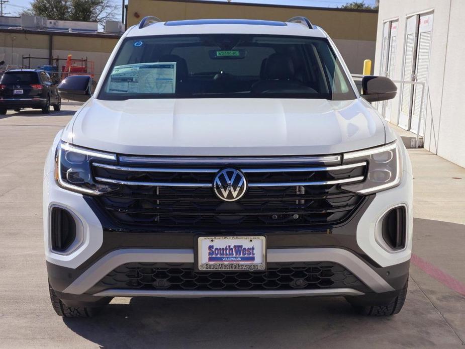 new 2024 Volkswagen Atlas car, priced at $42,117