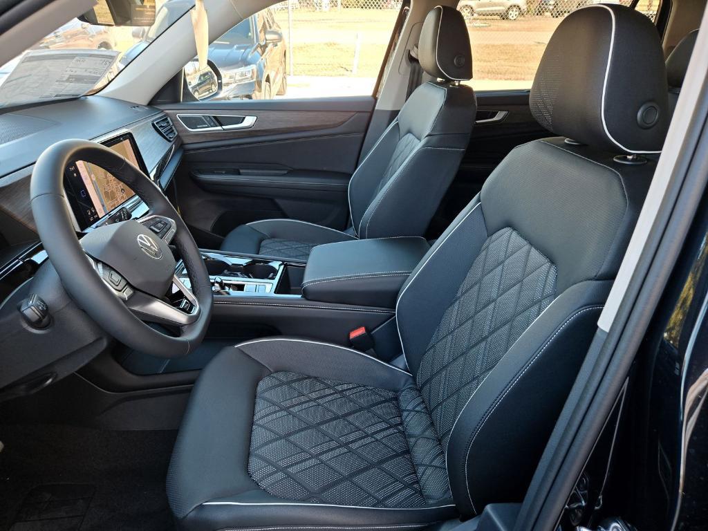 new 2026 Volkswagen Atlas car, priced at $57,136
